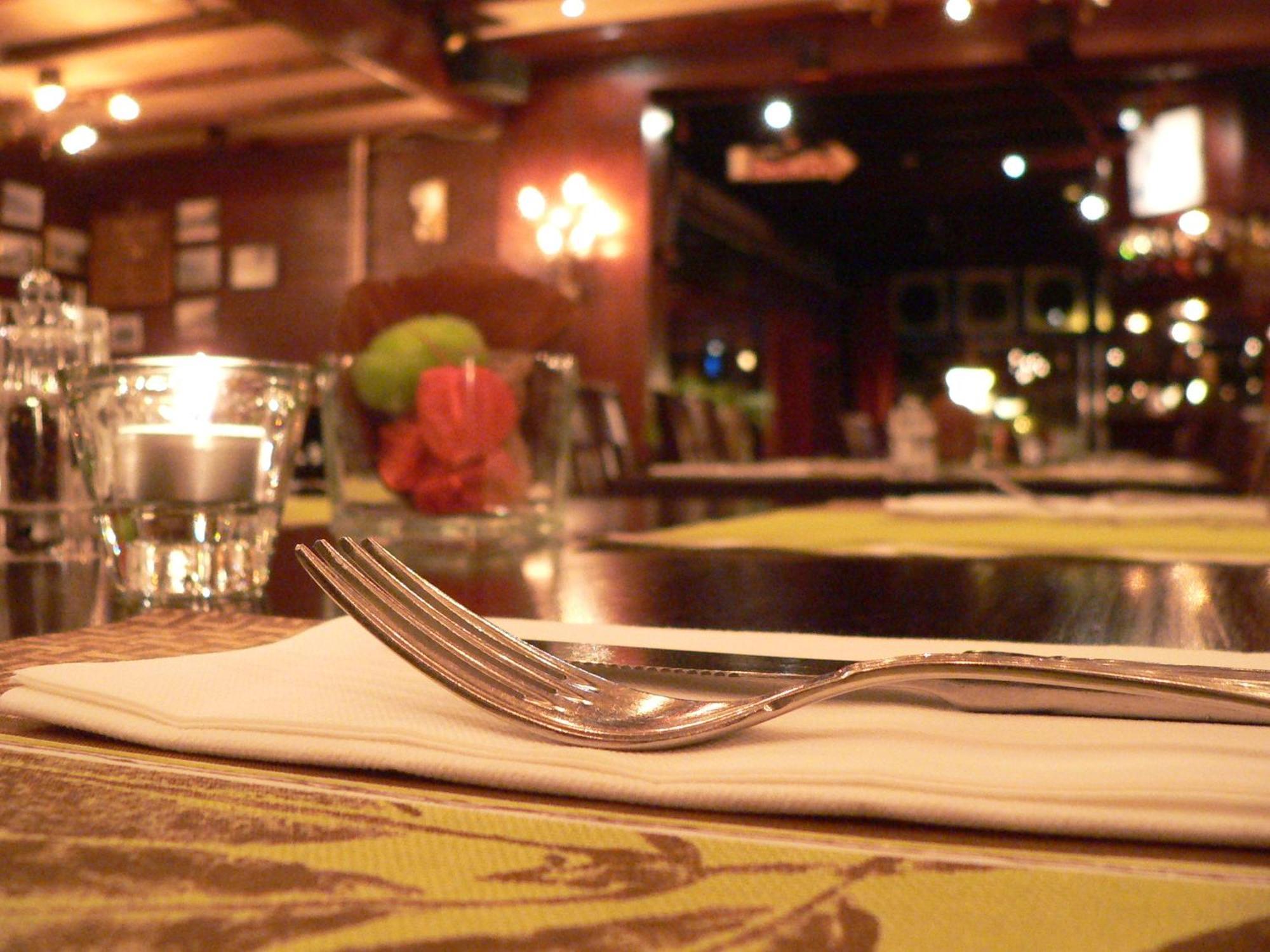Hotel Cafe Restaurant "De Kroon" 维斯可可 外观 照片