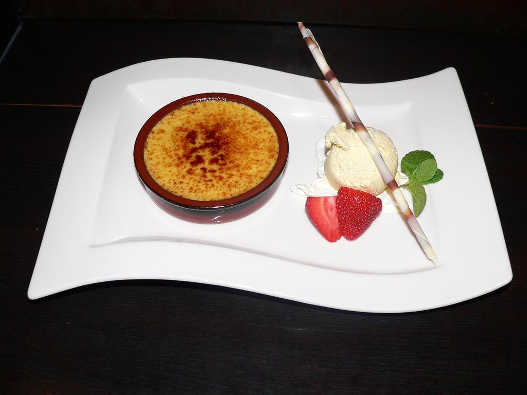 Hotel Cafe Restaurant "De Kroon" 维斯可可 外观 照片